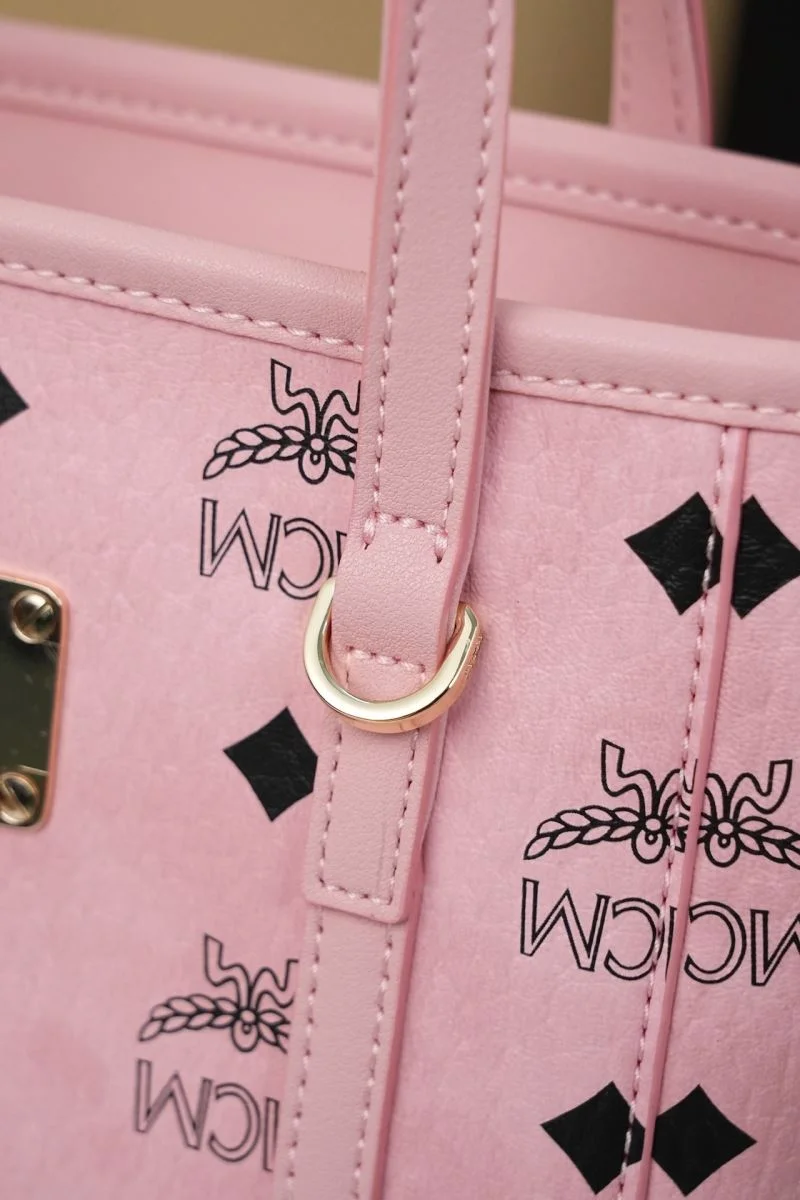 MCM Shopping Bags Bold 45637