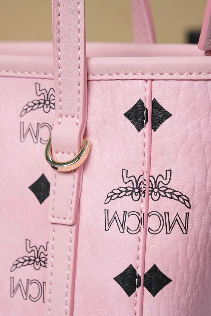 MCM Shopping Bags Bold 45637