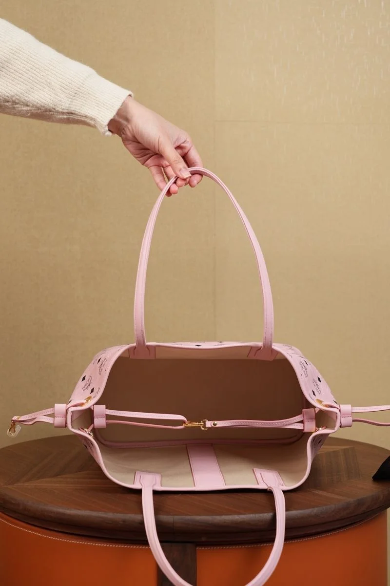 MCM Shopping Bags Effortless 45641