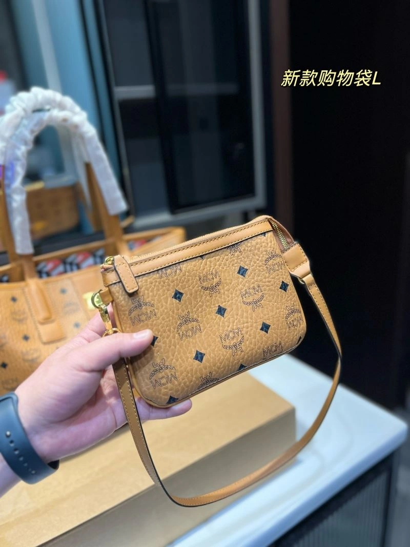 Comfortable MCM Shopping Bags 85974
