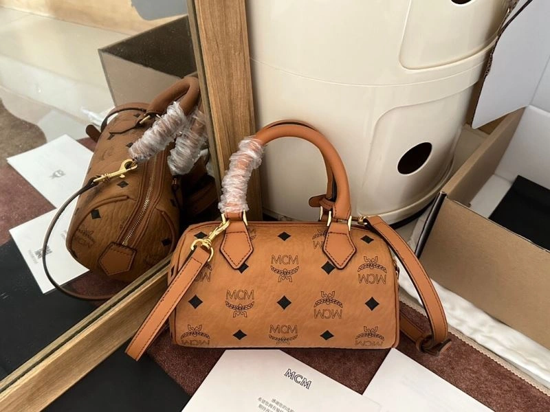 Versatile MCM Top Handle Bags 89638