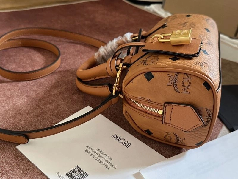 Versatile MCM Top Handle Bags 89638