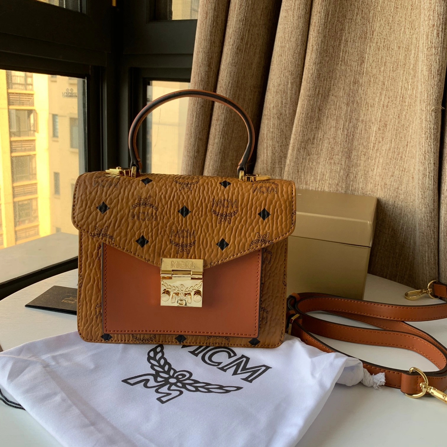 WellDesigned MCM Top Handle Bags 90419