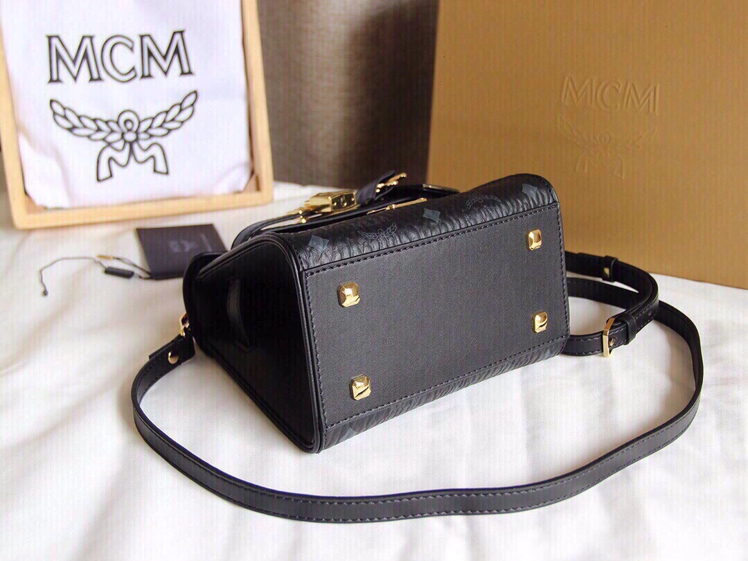 WeatherProof MCM Top Handle Bags 90423