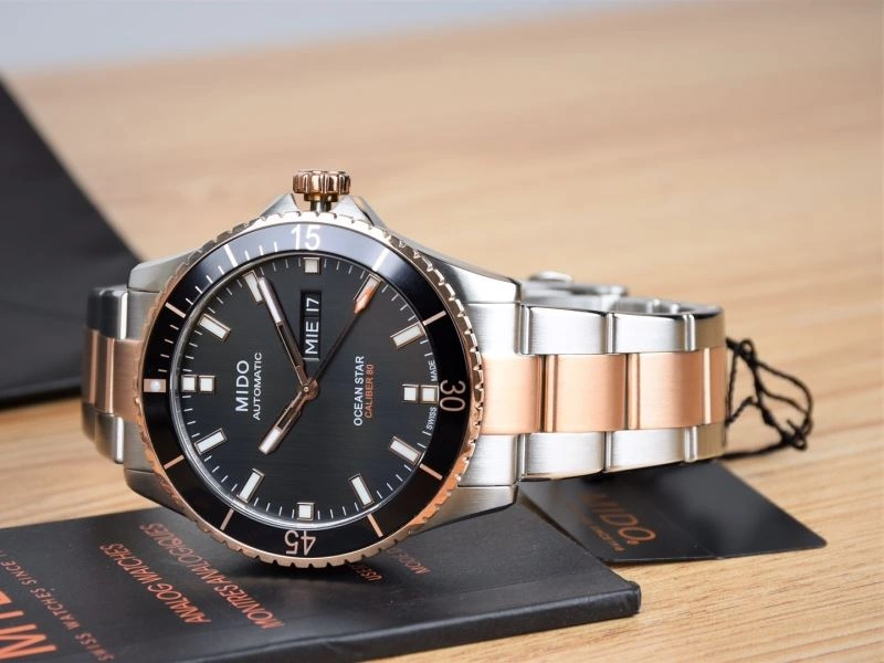 Compact MIDO Watches 190114
