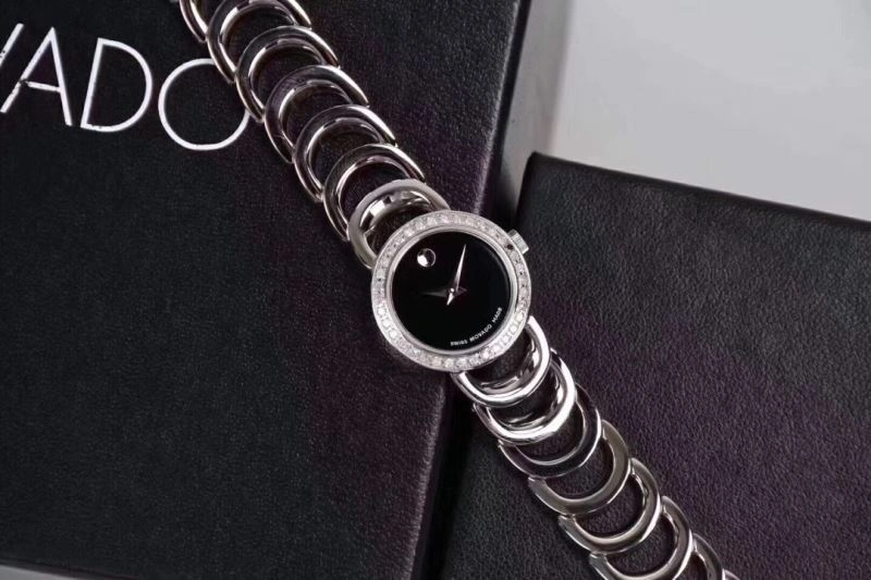 Sporty MOVADO Watches 190270