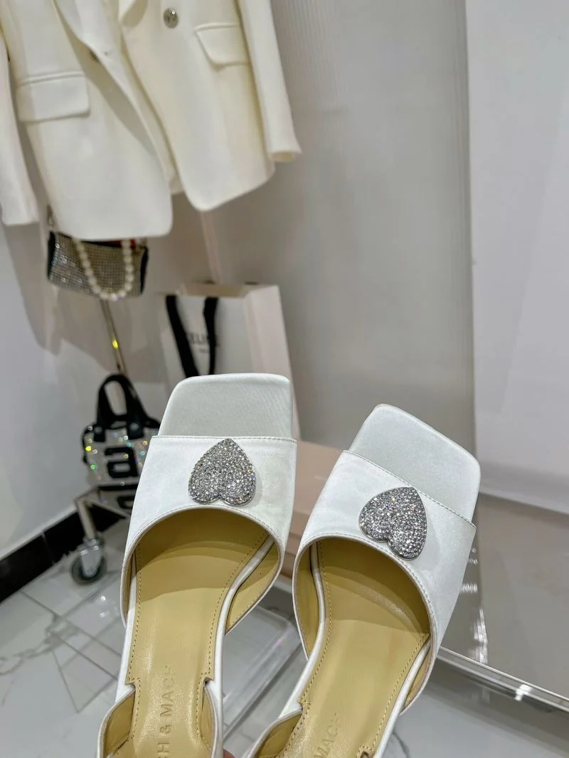 Supportive Mach Mach Sandals 7734