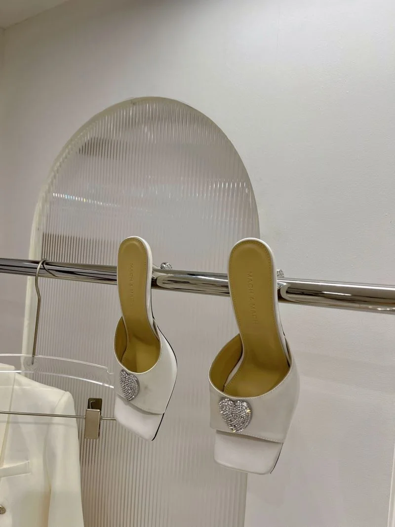 Supportive Mach Mach Sandals 7734