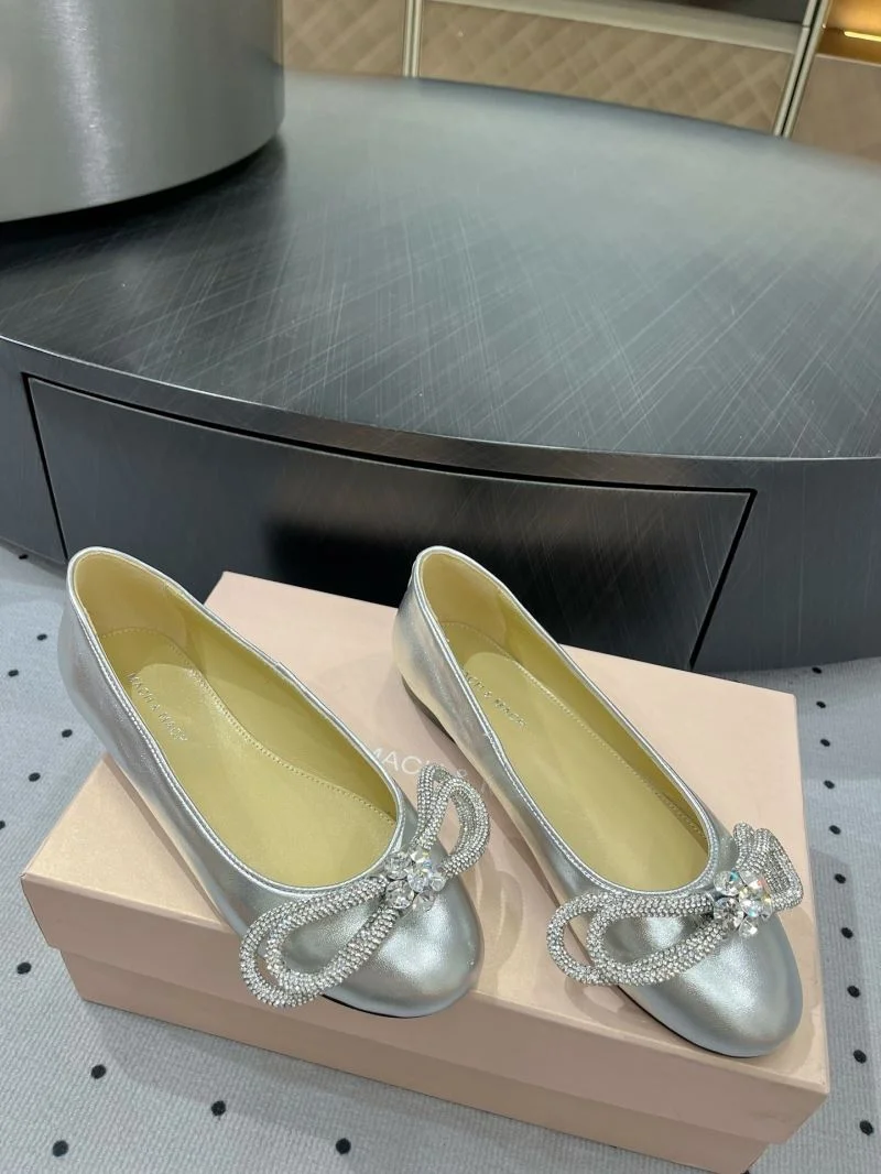 Comfortable Mach Mach Shoes 7686