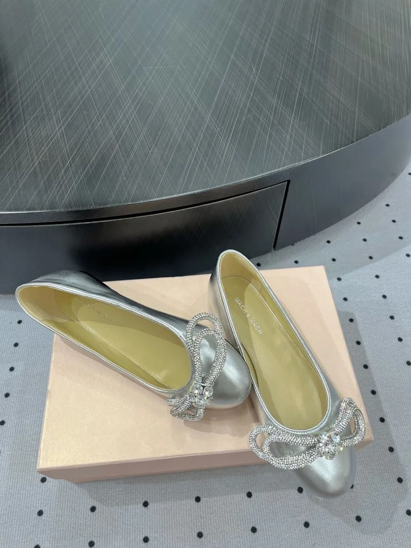 Comfortable Mach Mach Shoes 7686