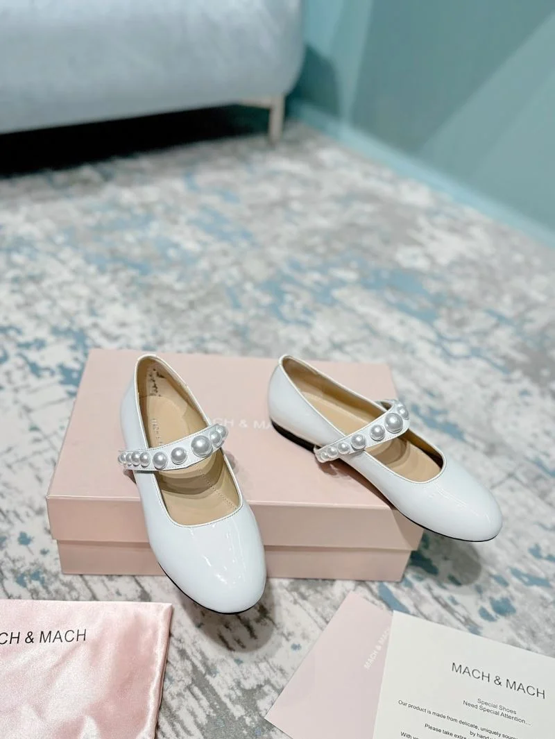 WellDesigned Mach Mach Shoes 7704