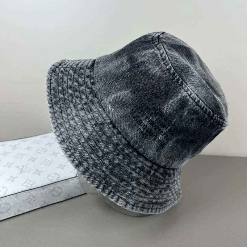 Trendsetting Maison Margiela Caps 257771