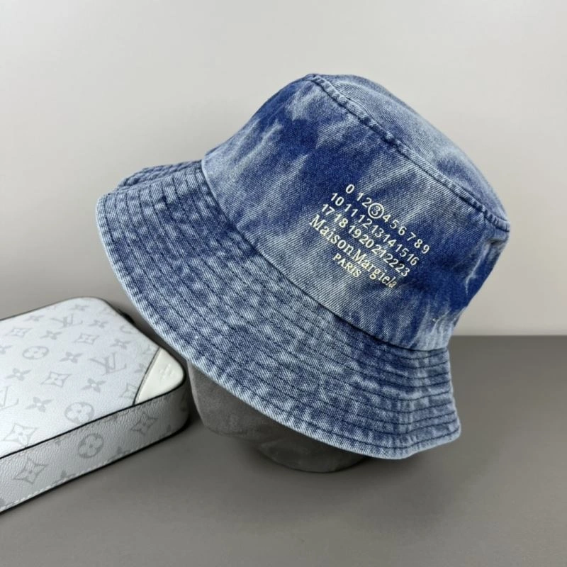 Compact Maison Margiela Caps 257769