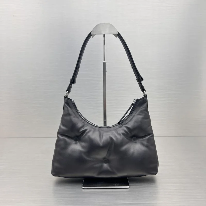 Maison Margiela Hobo Bags Contemporary 55682