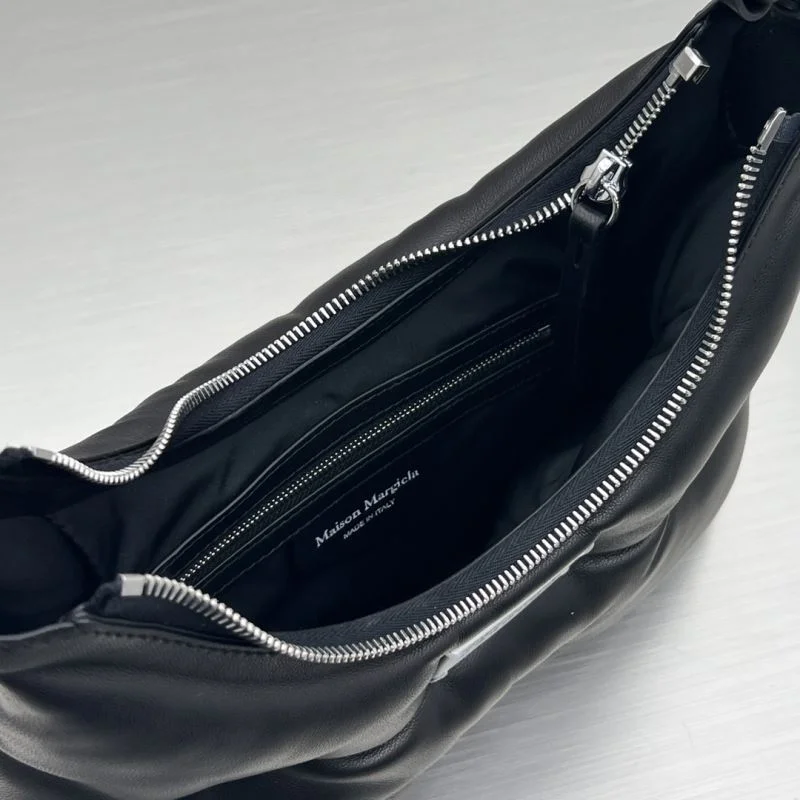 Maison Margiela Hobo Bags Contemporary 55682