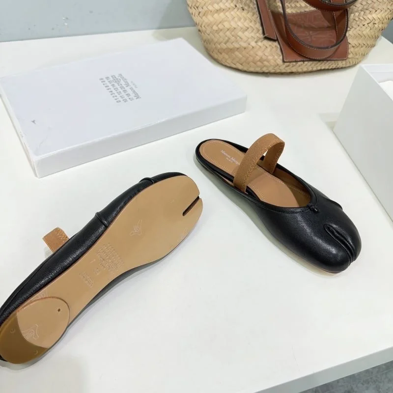Maison Margiela Sandals Breathable 11745