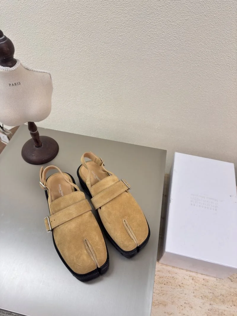 Maison Margiela Sandals Durable 9676