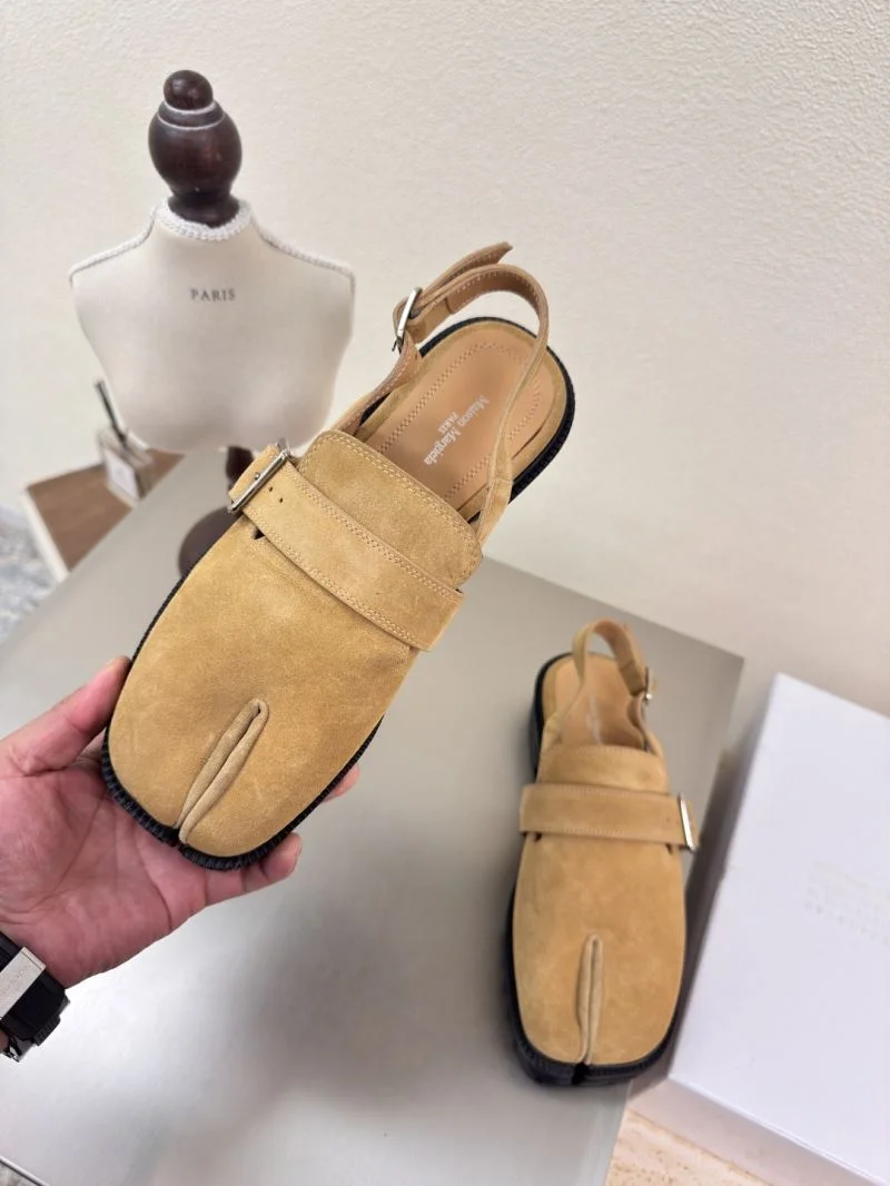 Maison Margiela Sandals Durable 9676