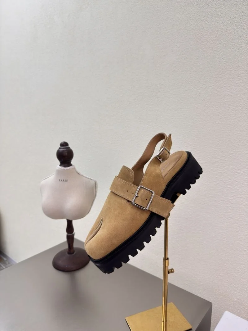 Maison Margiela Sandals Durable 9676