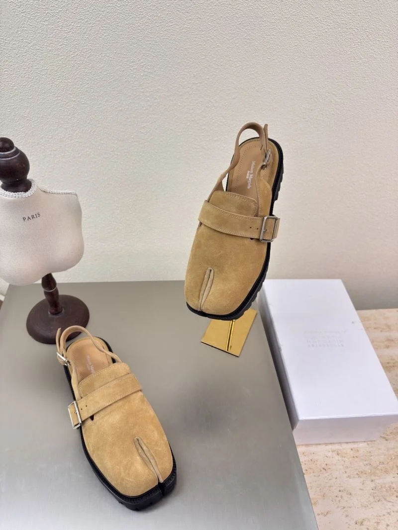 Maison Margiela Sandals Durable 9676