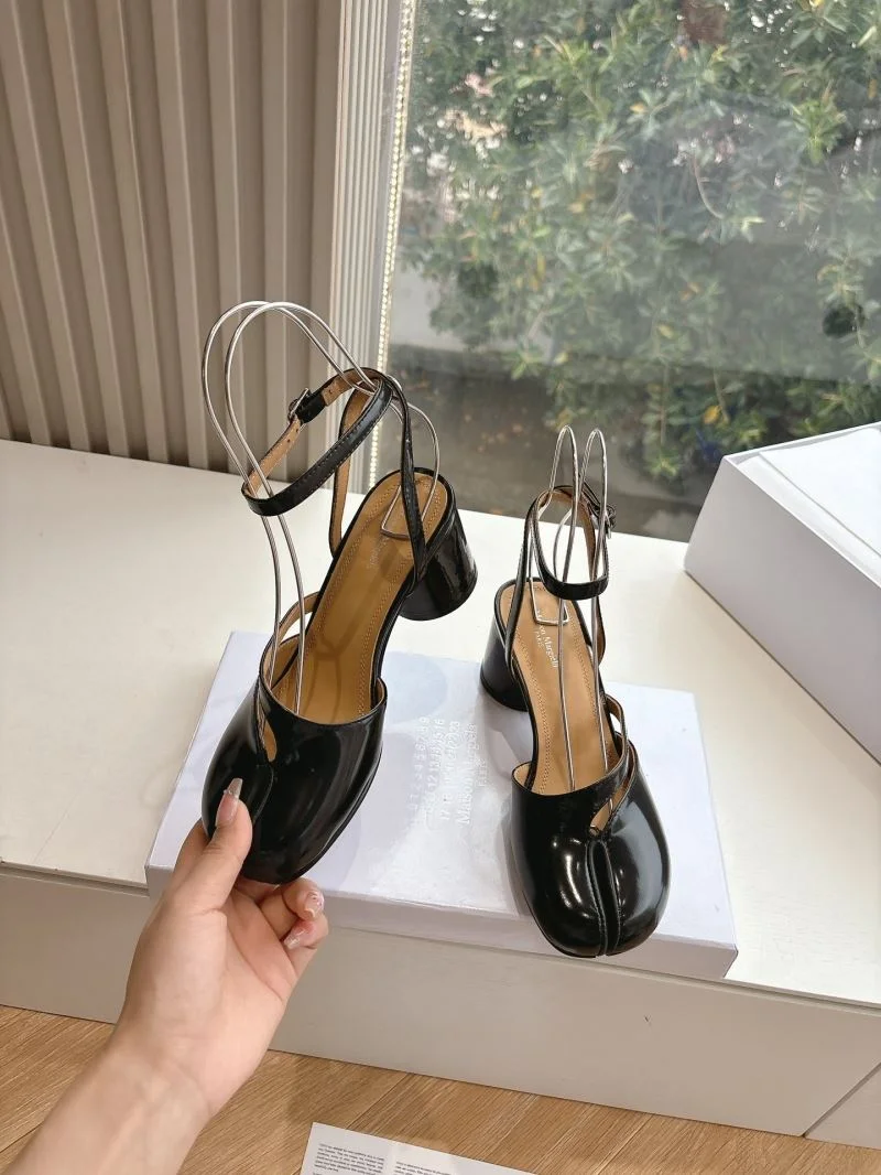 Maison Margiela Sandals Comfortable 9681
