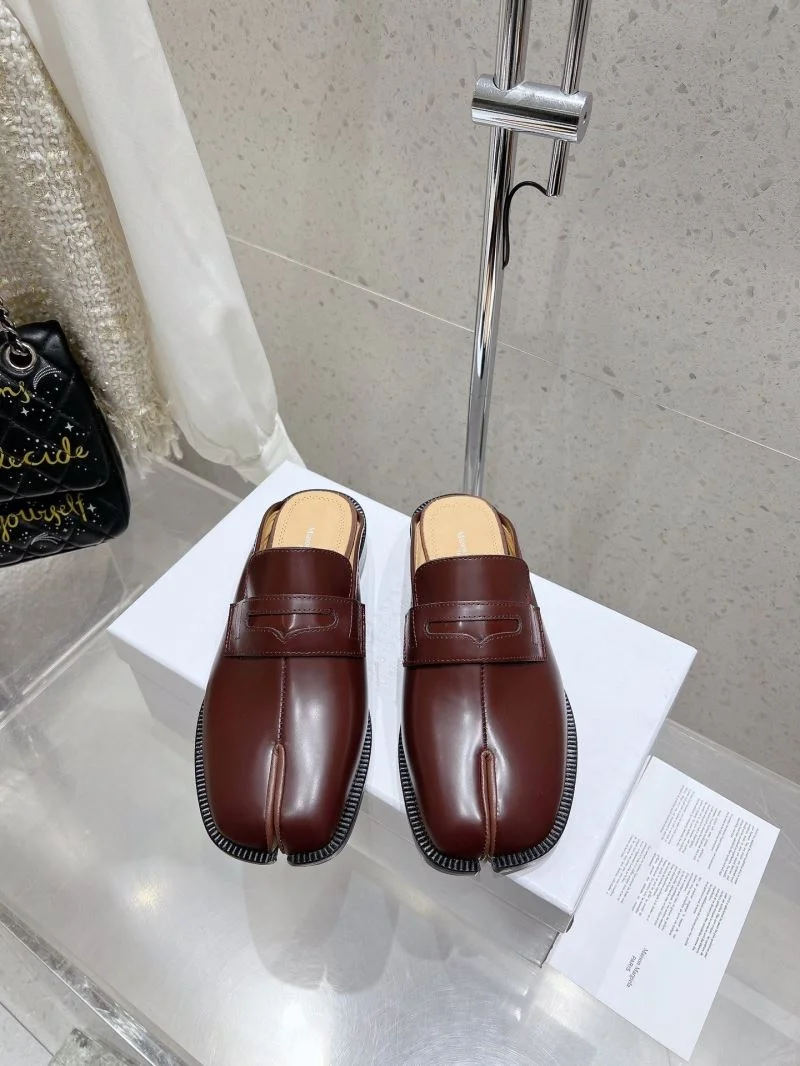 Maison Margiela Sandals Stylish 15518