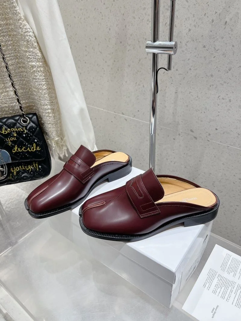 Maison Margiela Sandals Stylish 15518