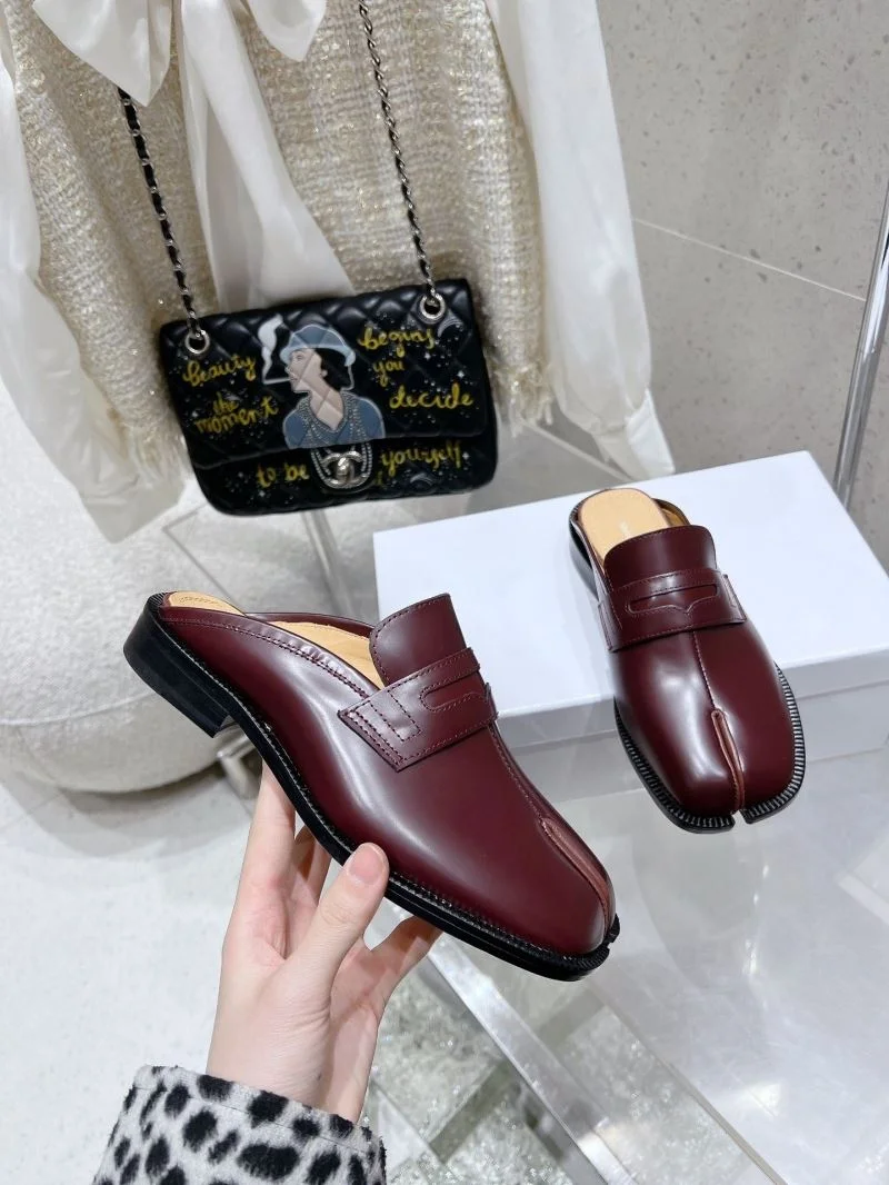 Maison Margiela Sandals Stylish 15518