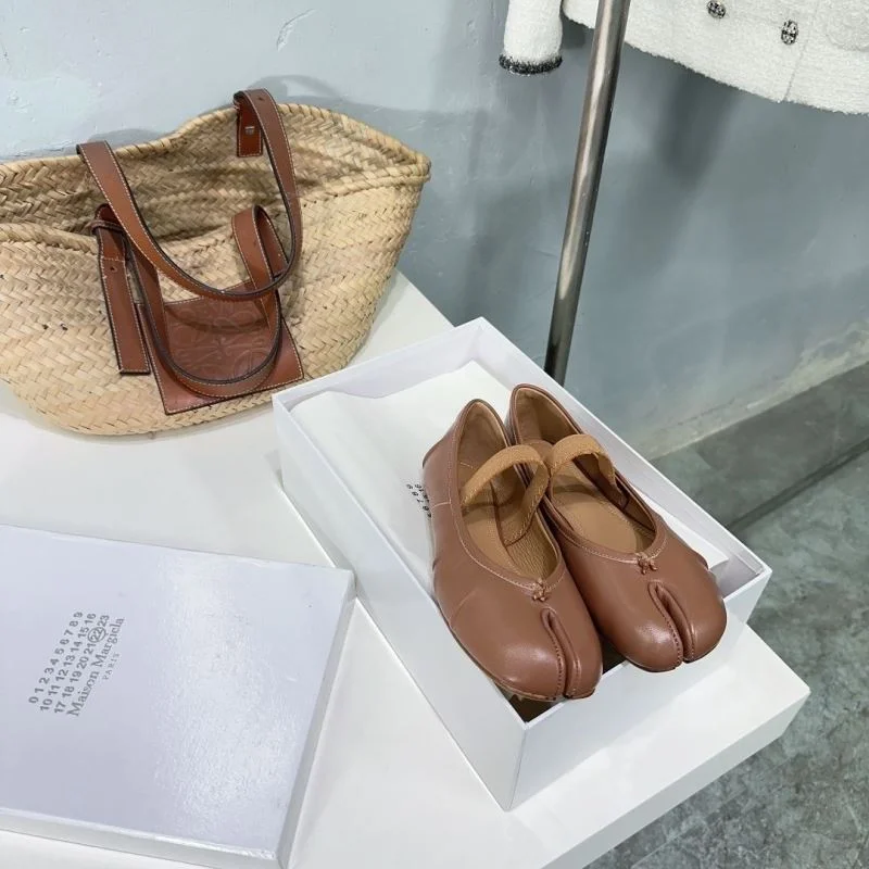 ComfortFit Maison Margiela Sandals 6163