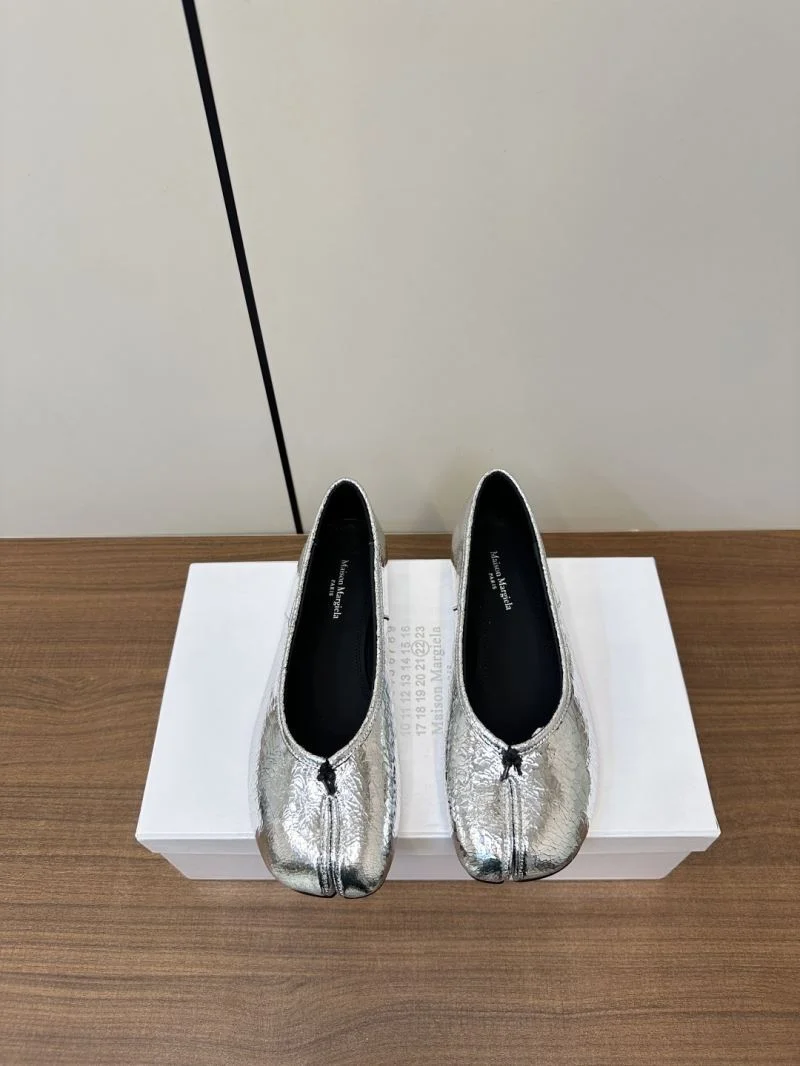 SmoothTexture Maison Margiela Sandals 6153