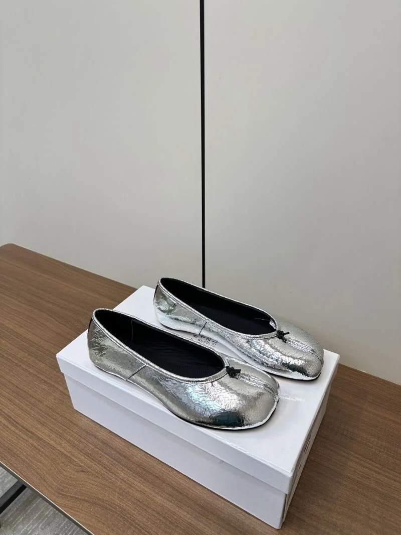 SmoothTexture Maison Margiela Sandals 6153