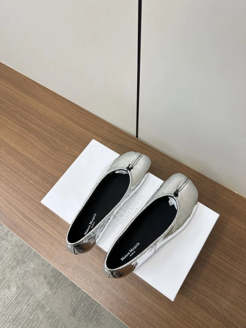 SmoothTexture Maison Margiela Sandals 6153