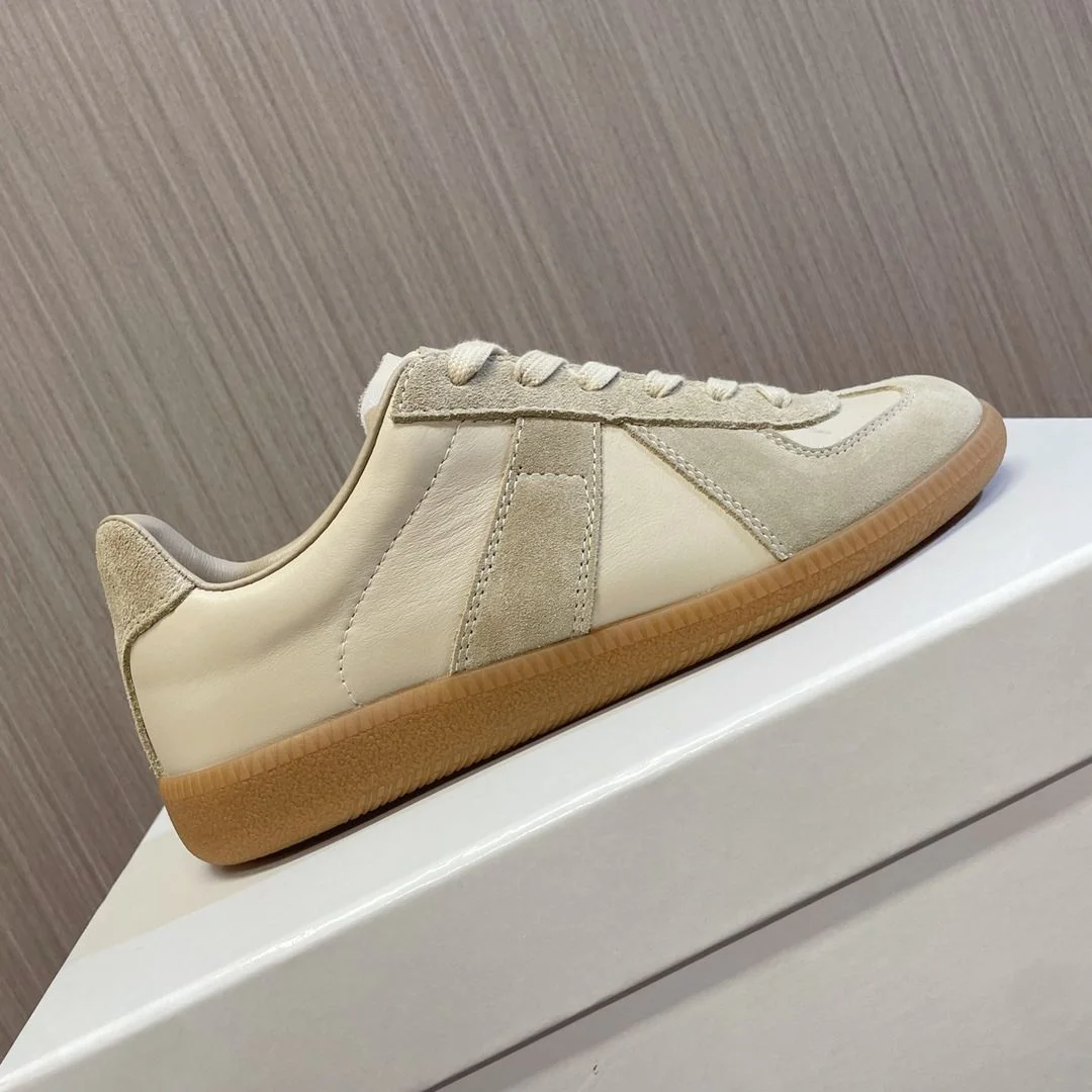 Minimalist Maison Margiela Shoes 7637