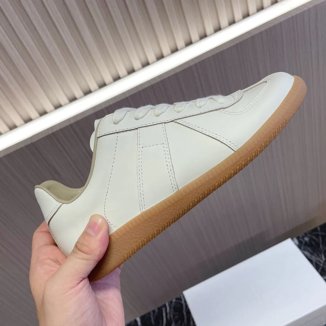 Minimalist Maison Margiela Shoes 7691
