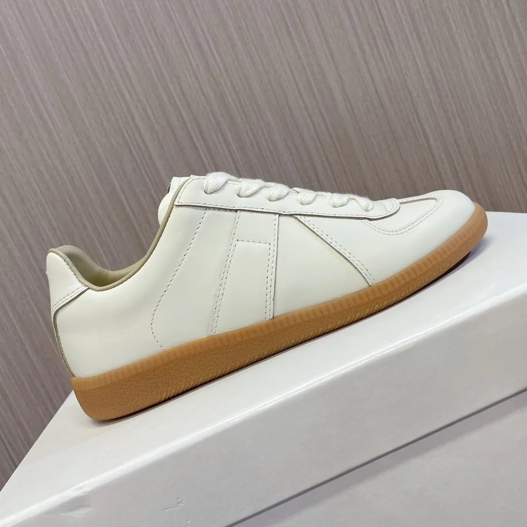 Minimalist Maison Margiela Shoes 7691
