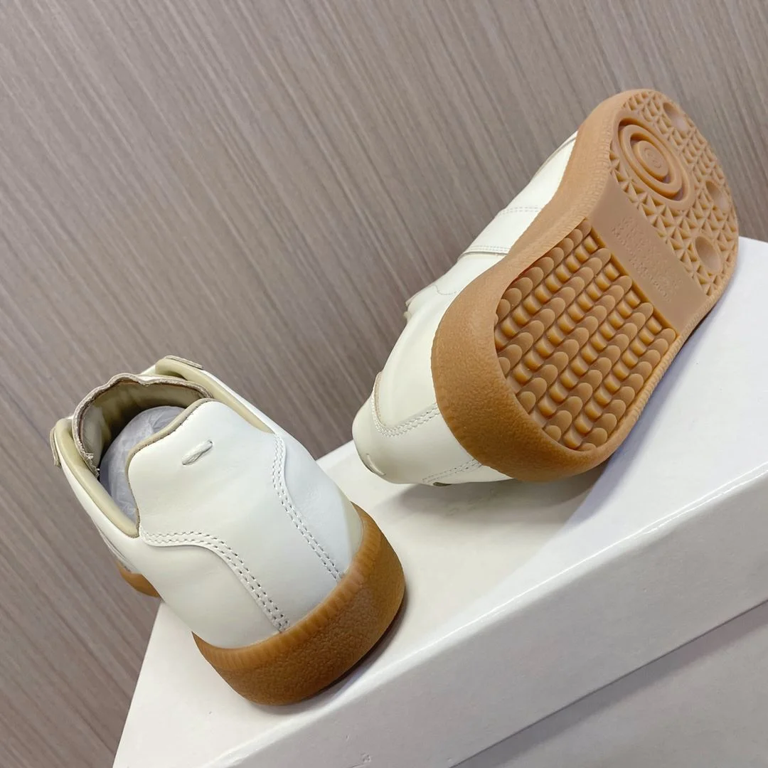Minimalist Maison Margiela Shoes 7691