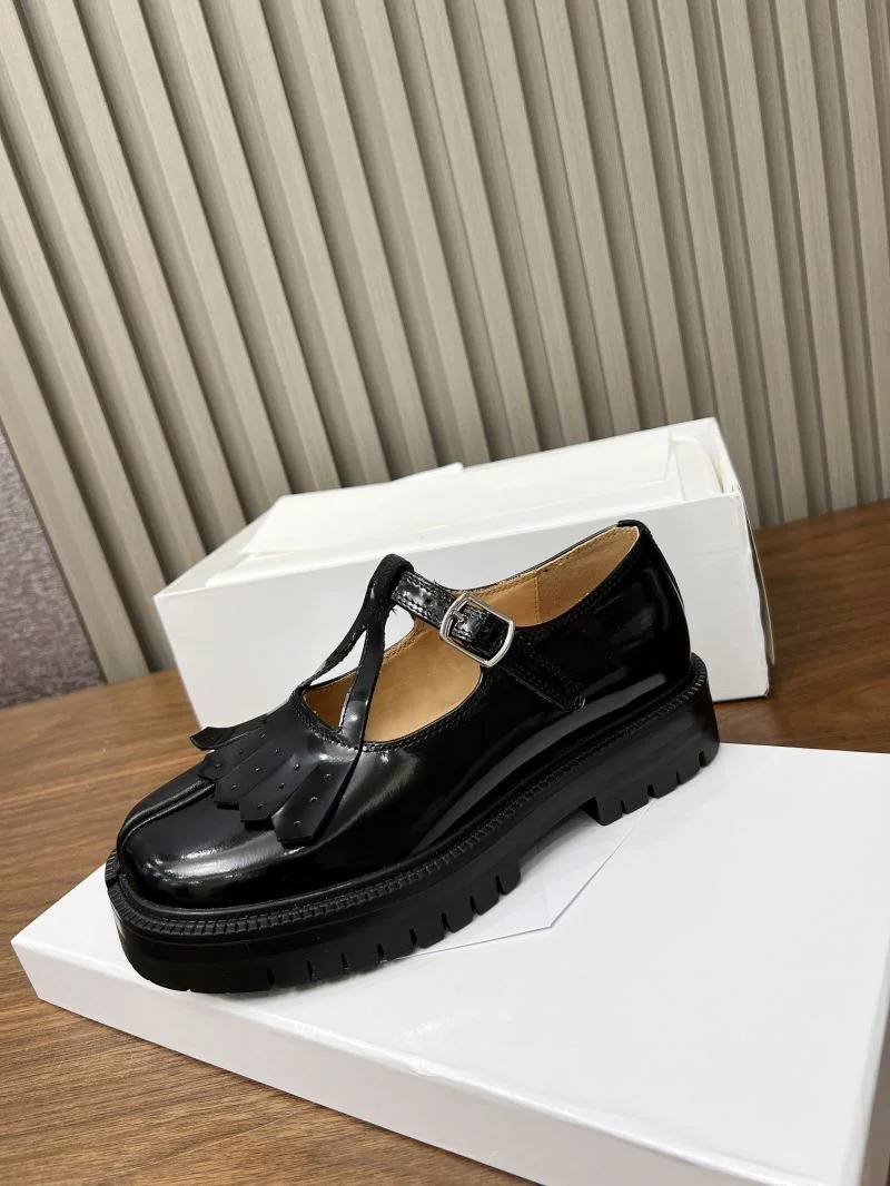 Stylish Maison Margiela Shoes 11747