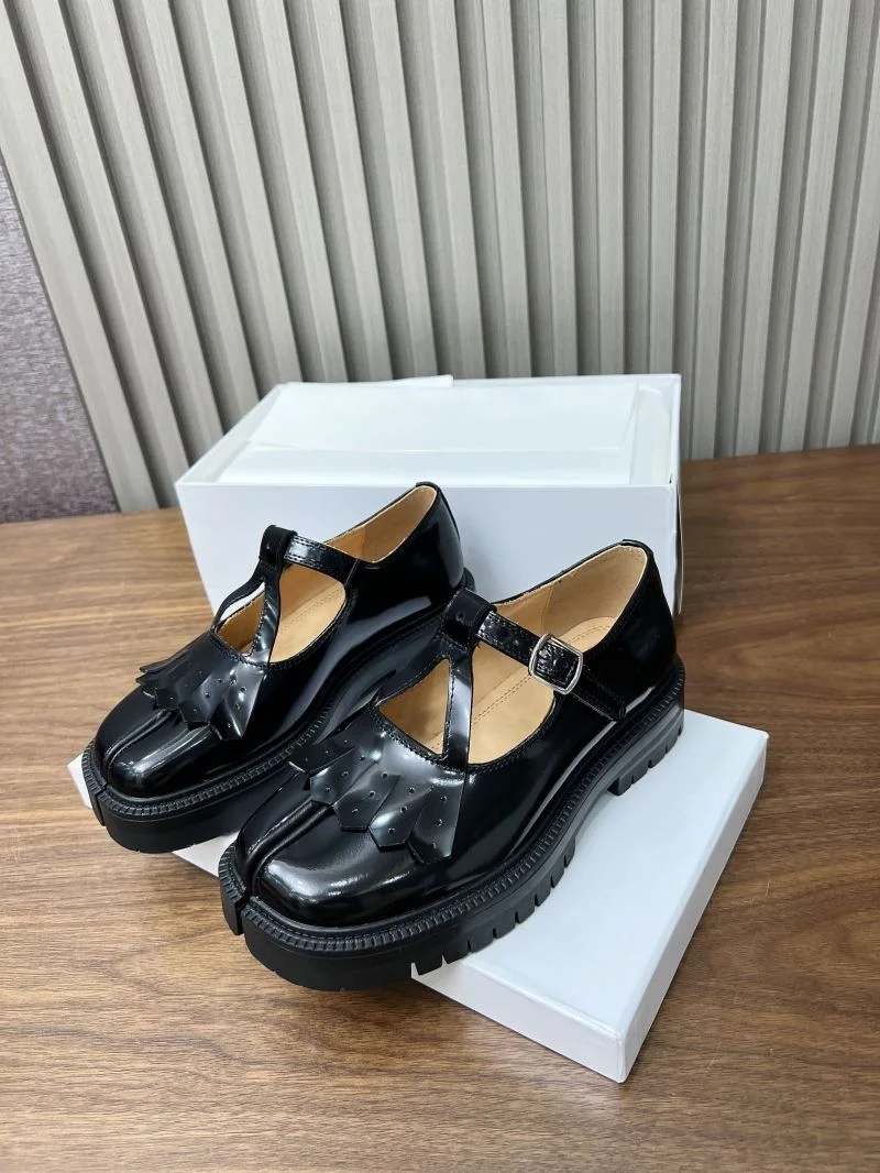 Stylish Maison Margiela Shoes 11747