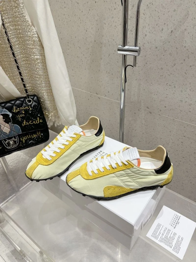 Sophisticated Maison Margiela Shoes 15516