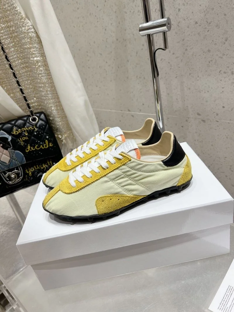 Sophisticated Maison Margiela Shoes 15516
