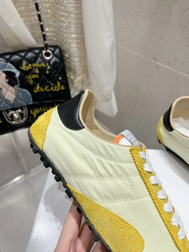Sophisticated Maison Margiela Shoes 15516