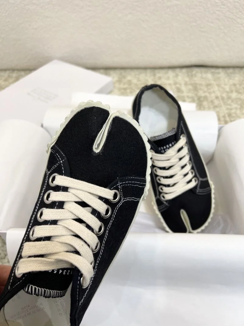Fashionable Maison Margiela Shoes 6158