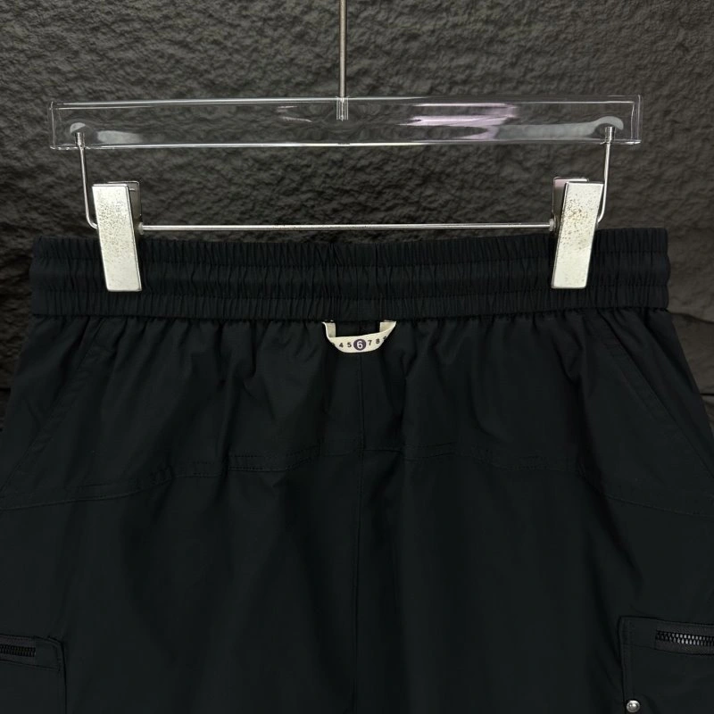 Maison Margiela Short Pants Breathable 152292