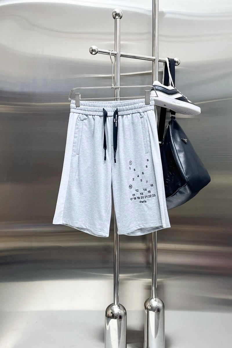 Maison Margiela Short Pants Timeless 162507