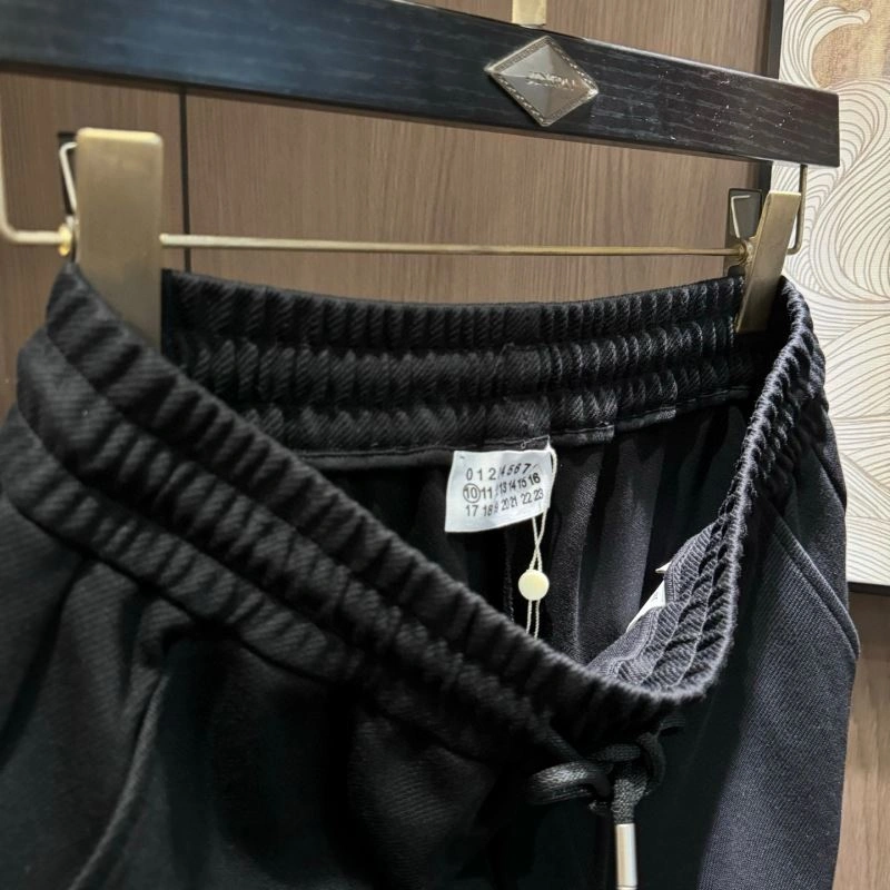 ComfortFit Maison Margiela Short Pants 161433