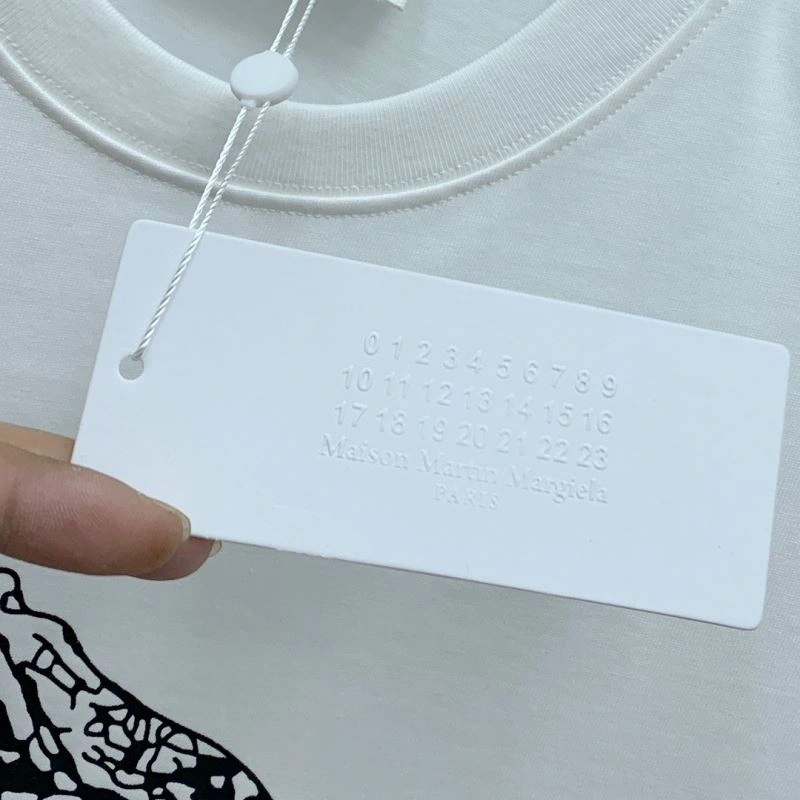 WellDesigned Maison Margiela T-Shirts 162509