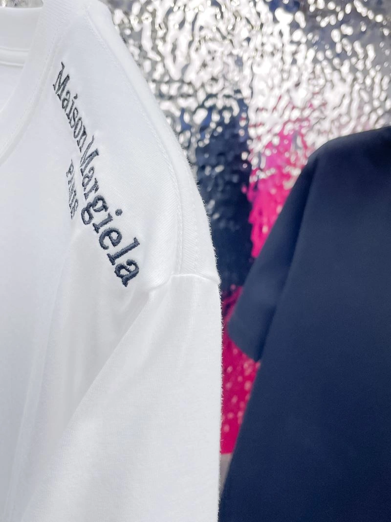 Maison Margiela T-Shirts Breathable 162494