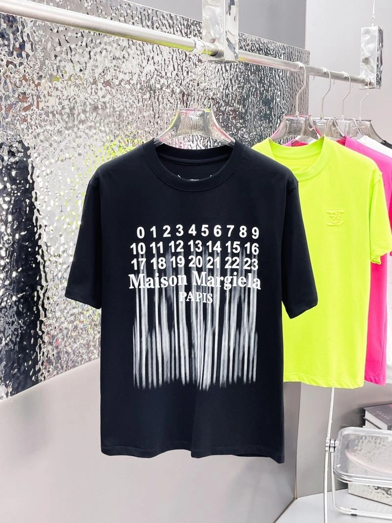 Maison Margiela T-Shirts ModernLook 162486