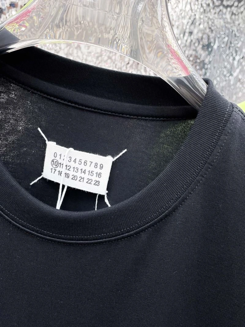 Maison Margiela T-Shirts ModernLook 162486