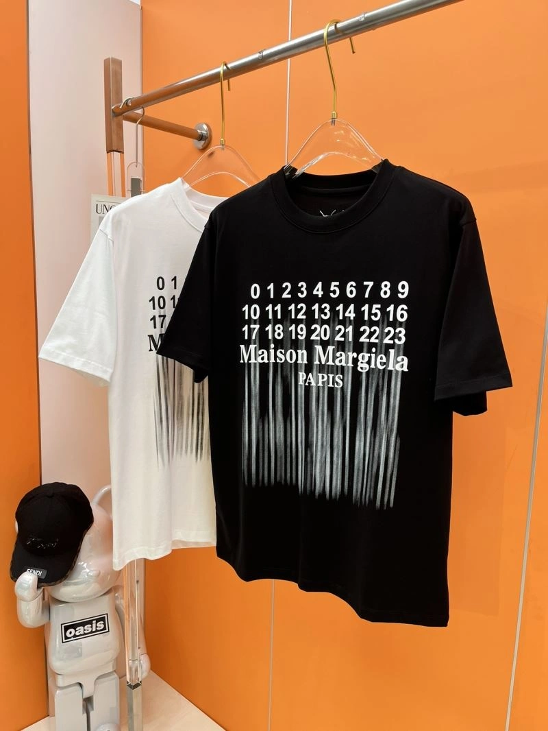 UrbanChic Maison Margiela T-Shirts 161422